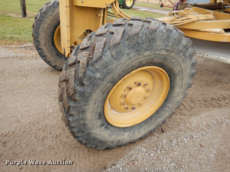 image for item EK9116 1998 Caterpillar 120H motor grader