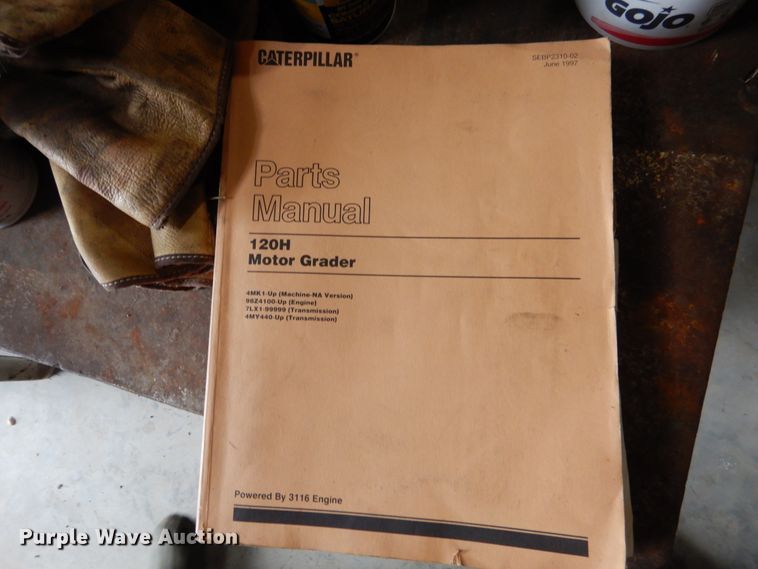 image for item EK9116 1998 Caterpillar 120H motor grader