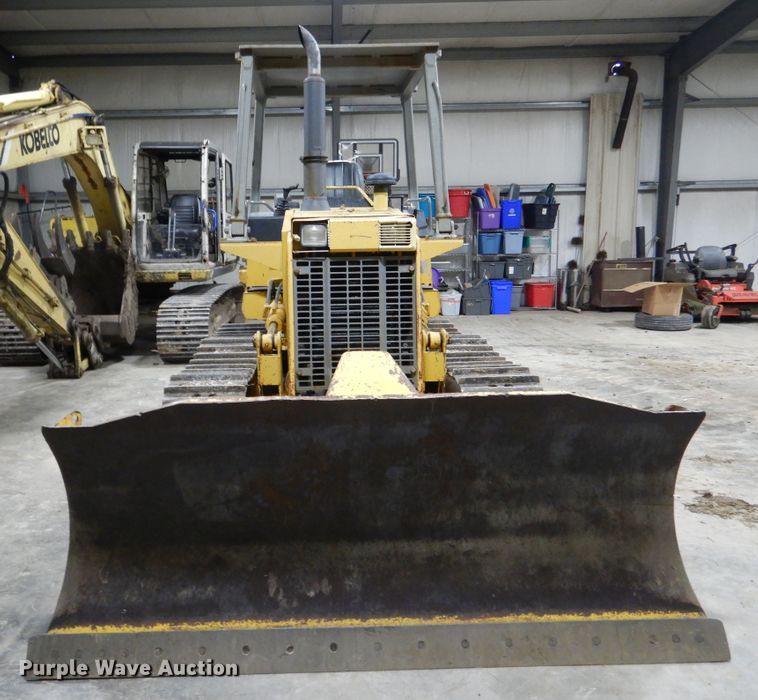image for item EK9117 1997 Komatsu D37E-5 dozer