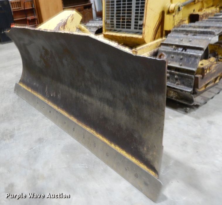 image for item EK9117 1997 Komatsu D37E-5 dozer