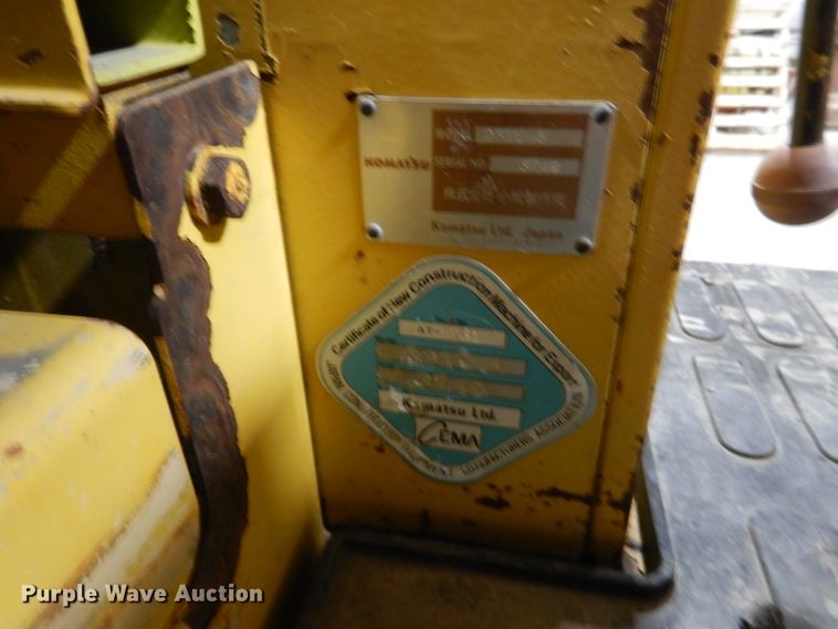 image for item EK9117 1997 Komatsu D37E-5 dozer