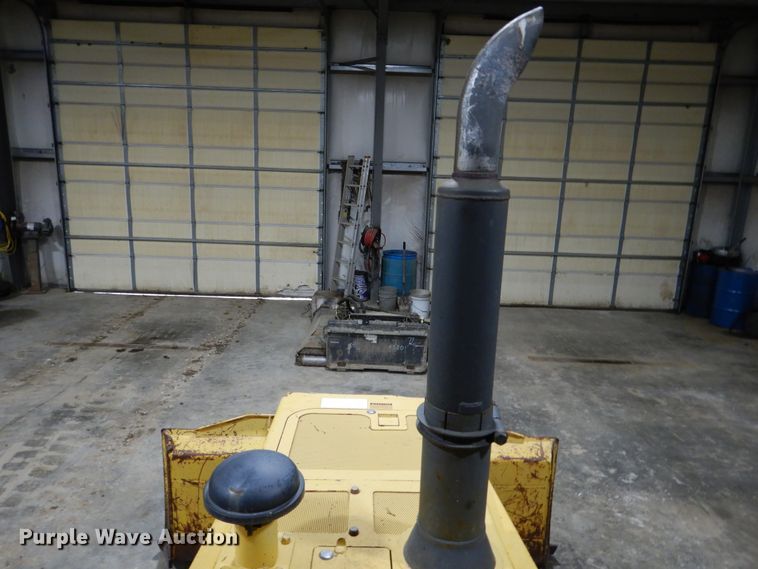 image for item EK9117 1997 Komatsu D37E-5 dozer