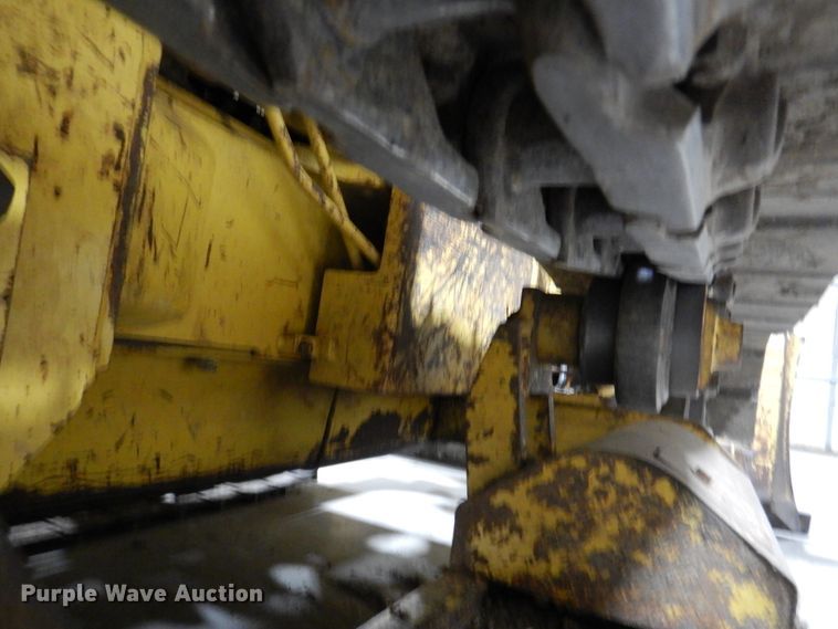 image for item EK9117 1997 Komatsu D37E-5 dozer
