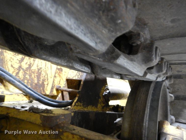 image for item EK9117 1997 Komatsu D37E-5 dozer