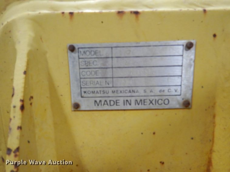 image for item EK9117 1997 Komatsu D37E-5 dozer