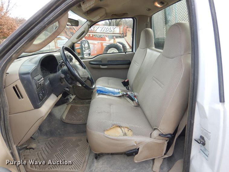 image for item EK9120 2007 Ford F350 Super Duty XL dump bed pickup truck