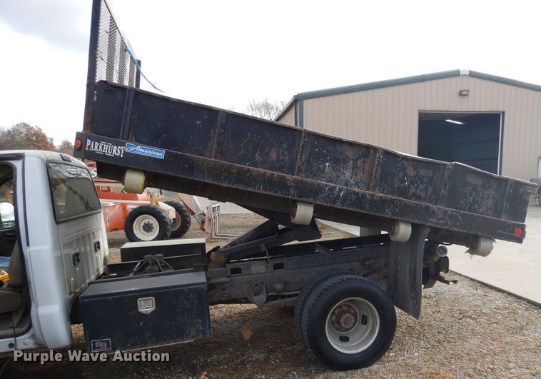 image for item EK9120 2007 Ford F350 Super Duty XL dump bed pickup truck