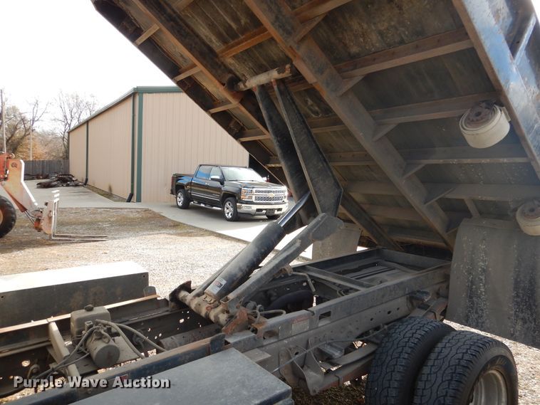 image for item EK9120 2007 Ford F350 Super Duty XL dump bed pickup truck