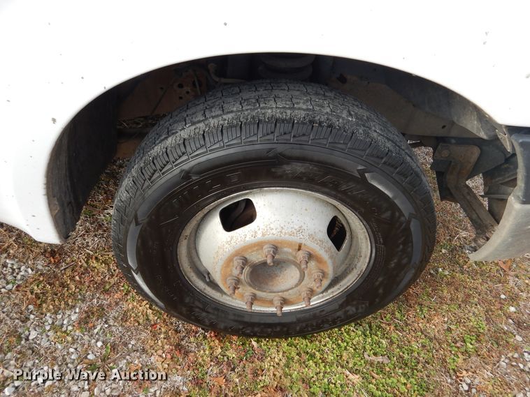 image for item EK9120 2007 Ford F350 Super Duty XL dump bed pickup truck