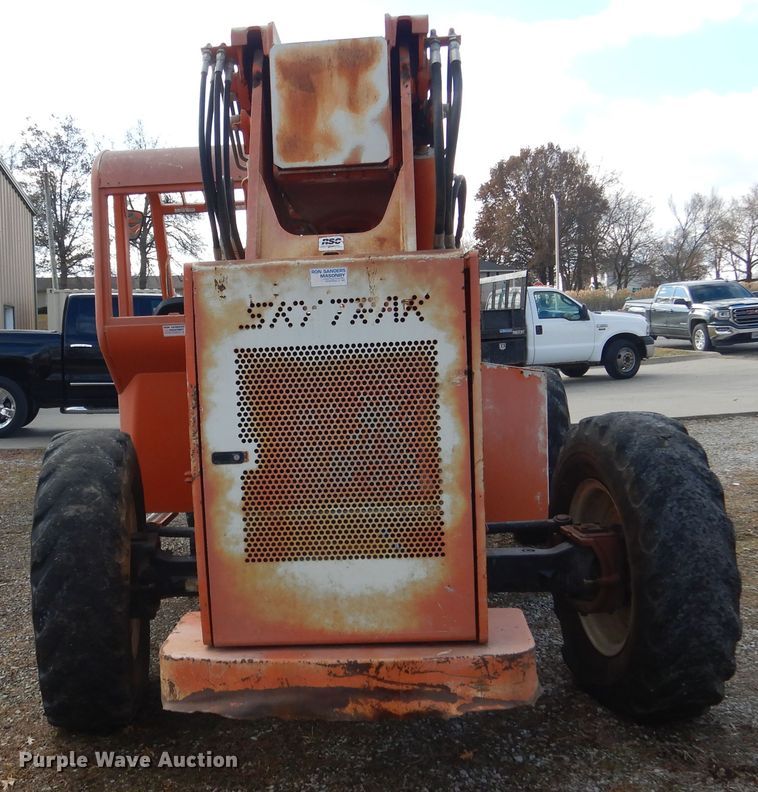 image for item EK9121 2002 Sky Trak 6036 telehandler