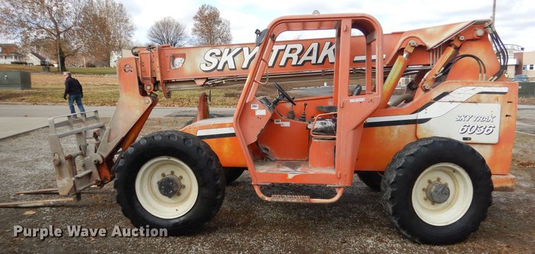 image for item EK9121 2002 Sky Trak 6036 telehandler