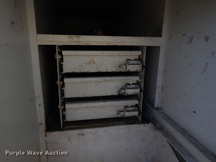 image for item EK9124 2009 International WorkStar 7400 digger derrick truck