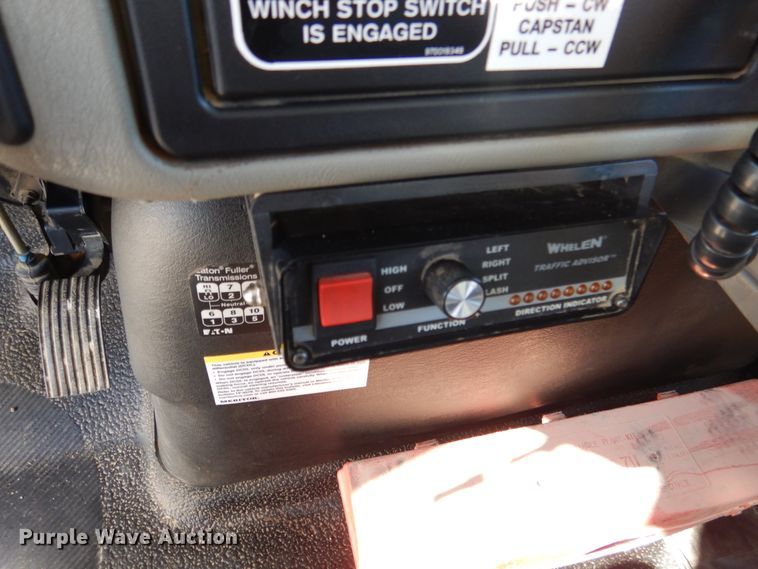 image for item EK9124 2009 International WorkStar 7400 digger derrick truck