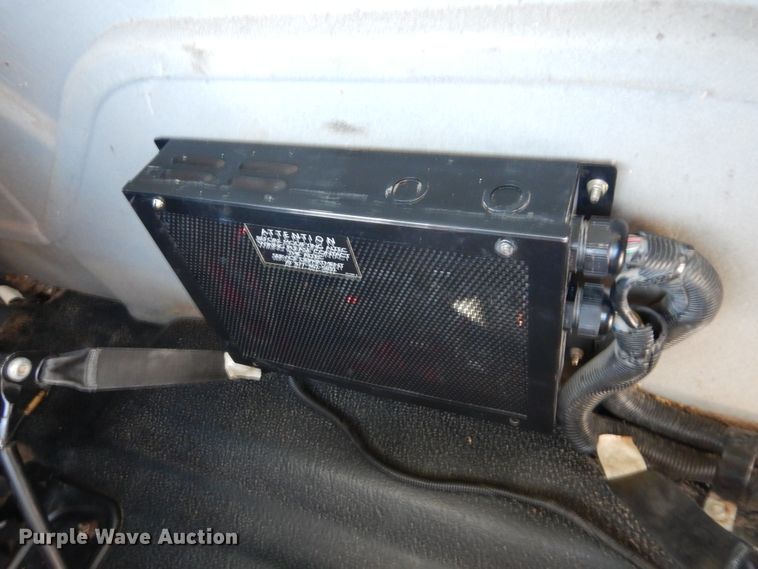 image for item EK9124 2009 International WorkStar 7400 digger derrick truck