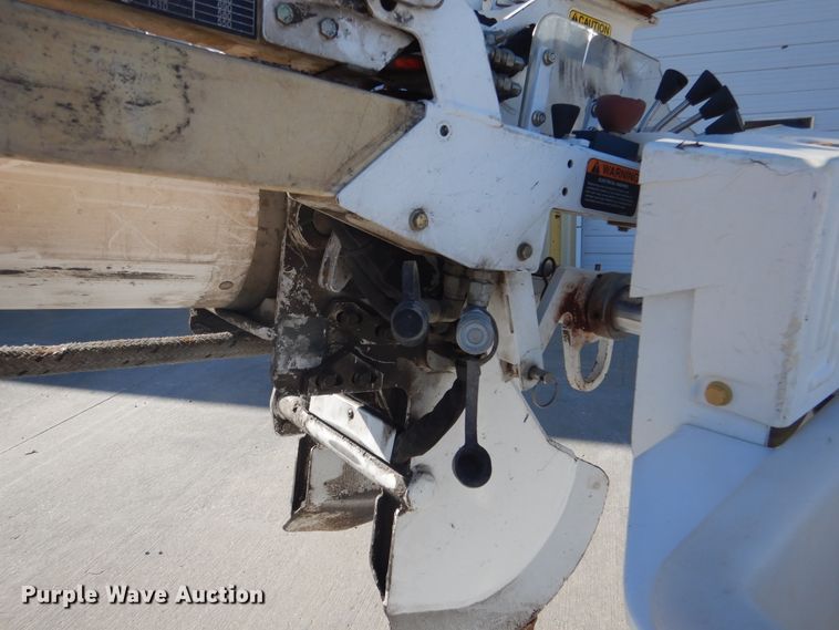 image for item EK9124 2009 International WorkStar 7400 digger derrick truck