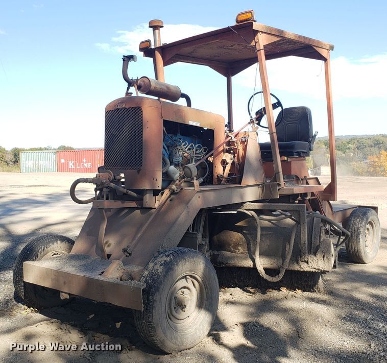 image for item ET9931 Broce T10 broom