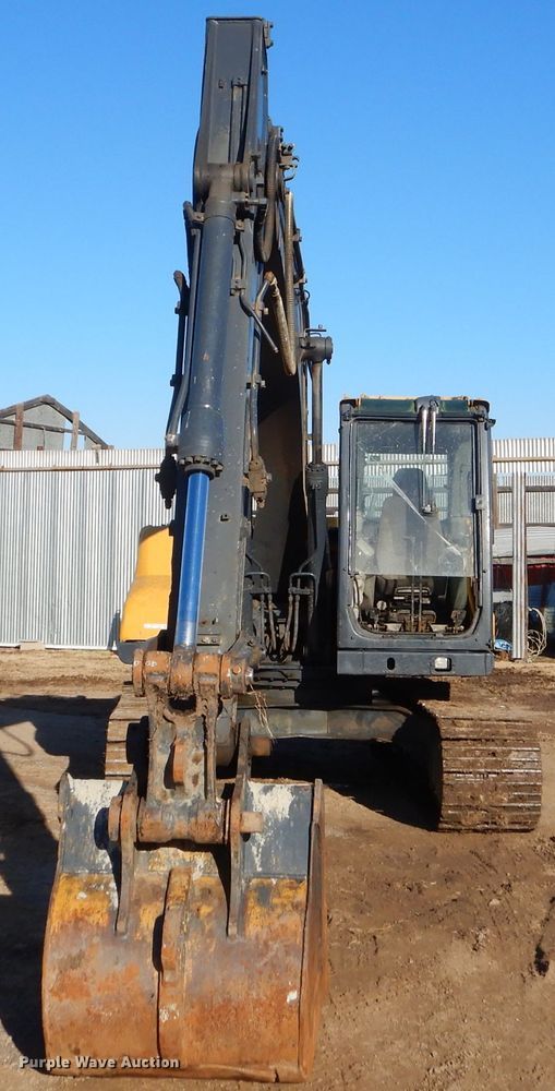 image for item FA9945 2012 Volvo EC140C L excavator