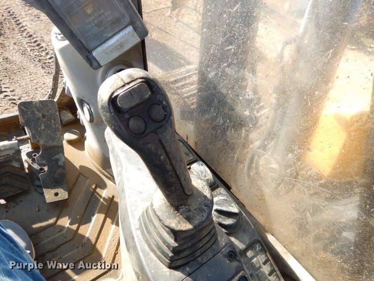 image for item FA9945 2012 Volvo EC140C L excavator