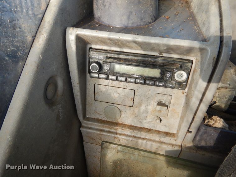 image for item FA9945 2012 Volvo EC140C L excavator