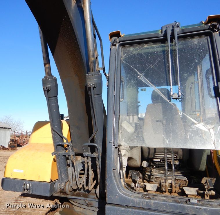 image for item FA9945 2012 Volvo EC140C L excavator