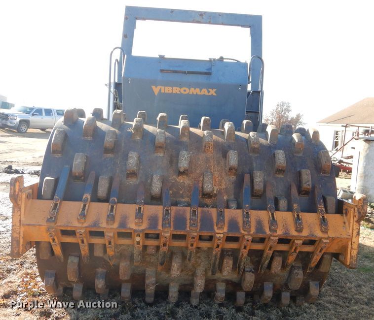 image for item FA9946 Case Vibromax 1102D single drum vibratory roller