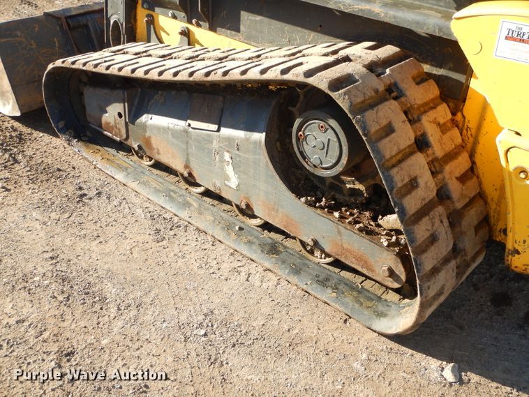 image for item FA9947 2011 New Holland C238 skid steer