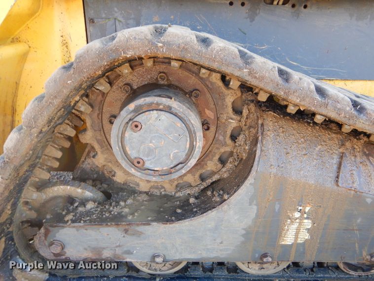 image for item FA9947 2011 New Holland C238 skid steer