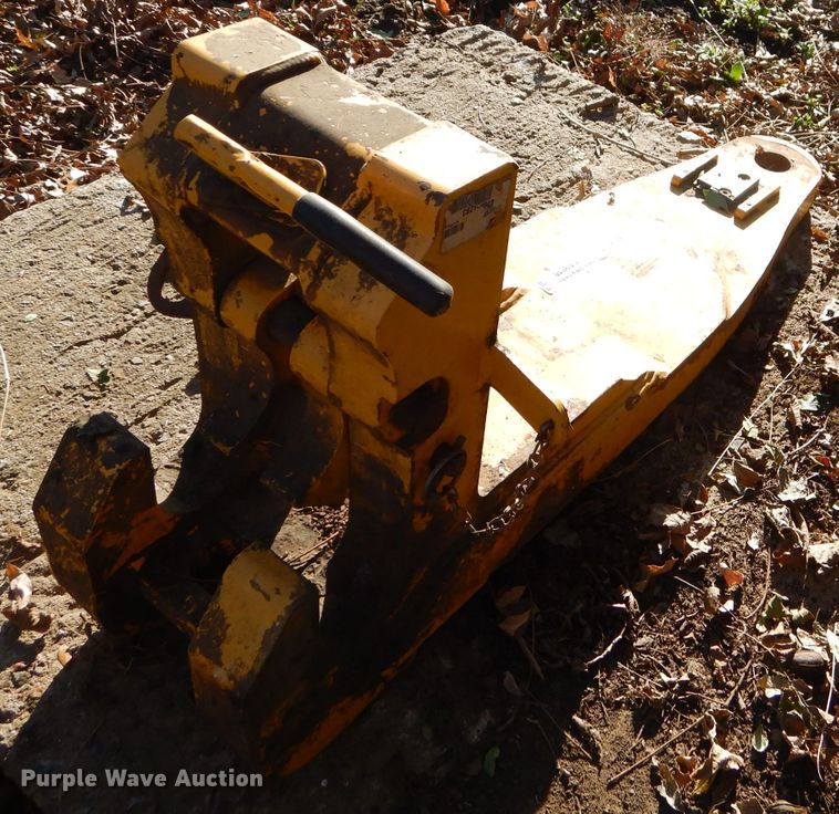 John Deere Series 60 scraper hitch in Wagoner, OK Item FA9948 sold