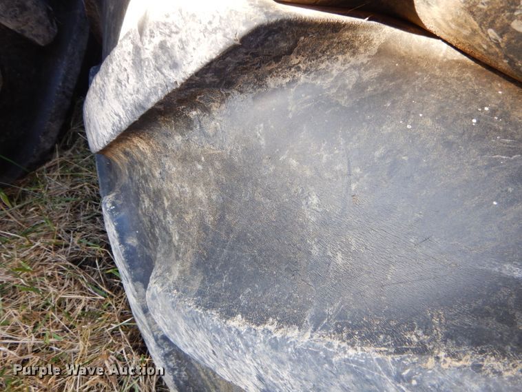 image for item FA9949 (8) tires