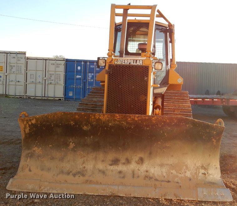 image for item FA9951 1999 Caterpillar D5M XL dozer