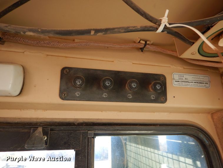 image for item FA9951 1999 Caterpillar D5M XL dozer