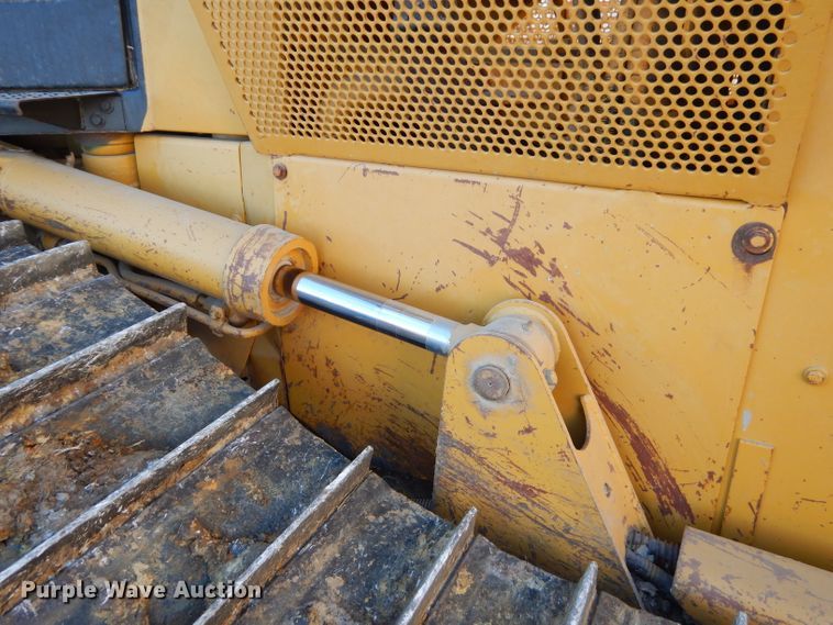 image for item FA9951 1999 Caterpillar D5M XL dozer