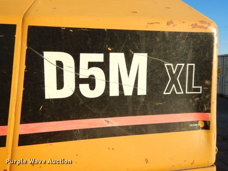 image for item FA9951 1999 Caterpillar D5M XL dozer