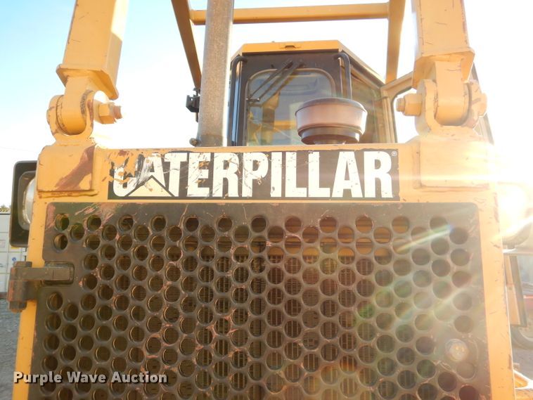 image for item FA9951 1999 Caterpillar D5M XL dozer