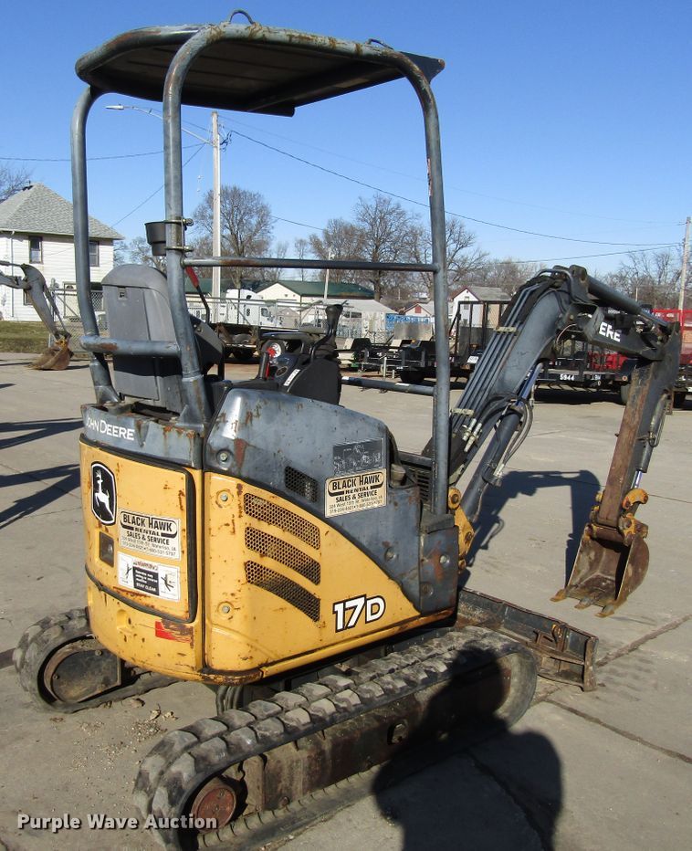 image for item FD9313 2008 John Deere 17D mini excavator