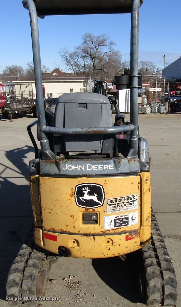 image for item FD9313 2008 John Deere 17D mini excavator