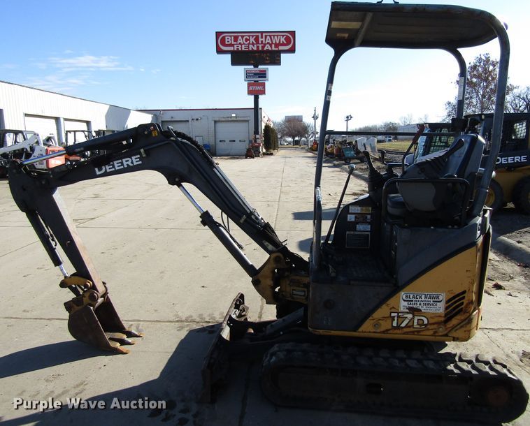 image for item FD9313 2008 John Deere 17D mini excavator
