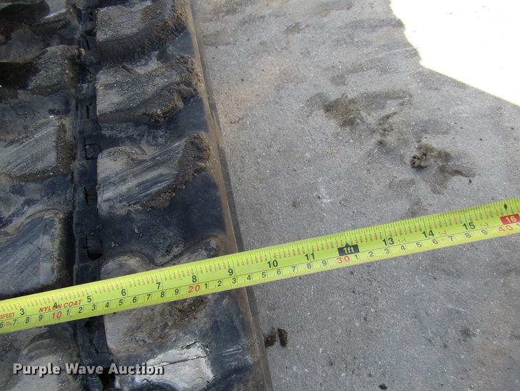 image for item FD9313 2008 John Deere 17D mini excavator