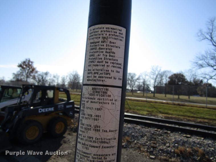 image for item FD9313 2008 John Deere 17D mini excavator