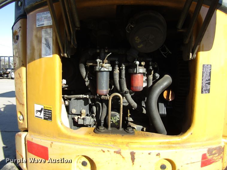 image for item FD9313 2008 John Deere 17D mini excavator