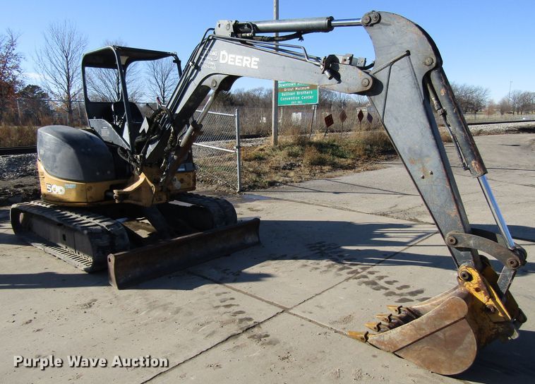 image for item FD9314 2006 John Deere 50D mini excavator
