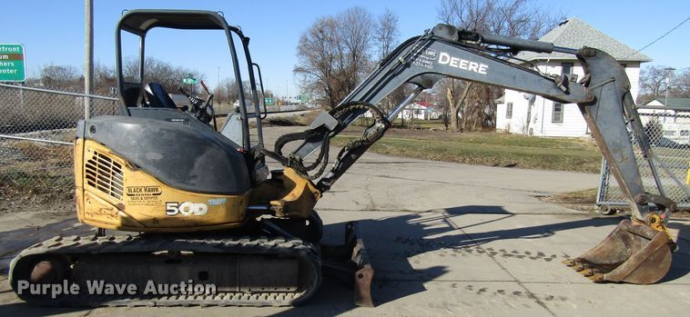 image for item FD9314 2006 John Deere 50D mini excavator