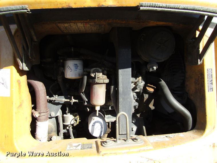 image for item FD9314 2006 John Deere 50D mini excavator