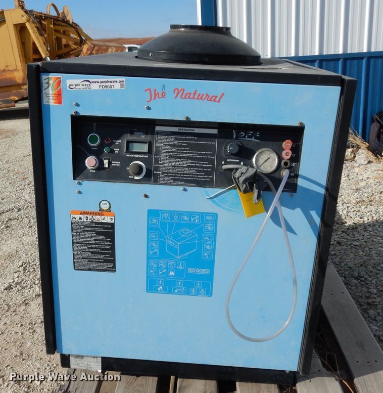 image for item FD9607 Mi-T-M 3004 pressure washer