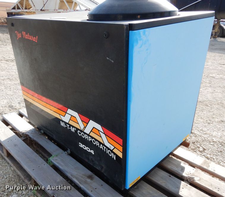 image for item FD9607 Mi-T-M 3004 pressure washer