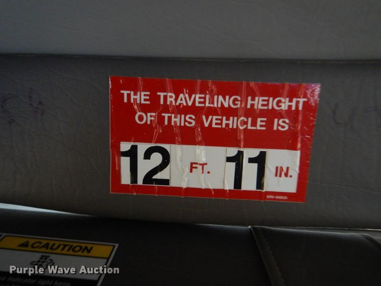 image for item FF9112 2009 Peterbilt 340 crane truck