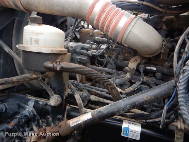 image for item FF9112 2009 Peterbilt 340 crane truck