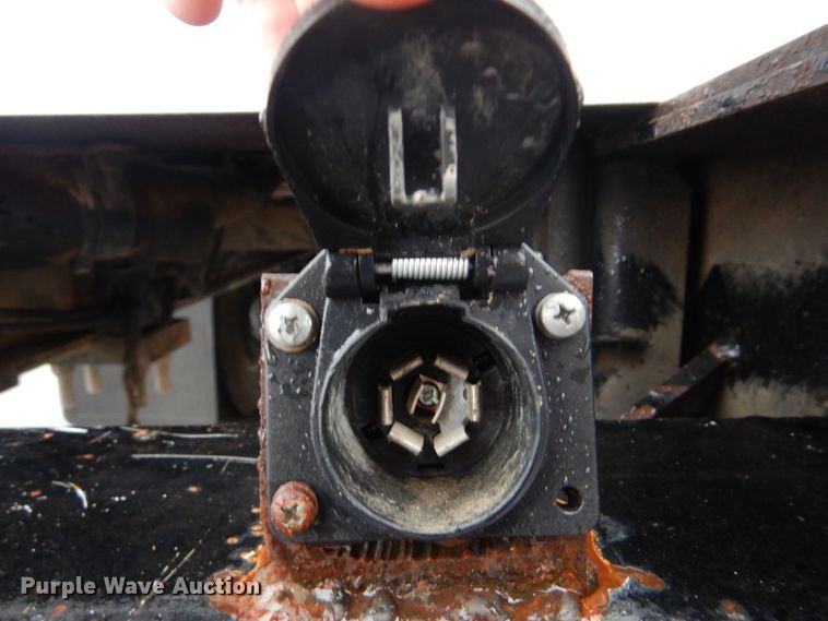 image for item FF9112 2009 Peterbilt 340 crane truck