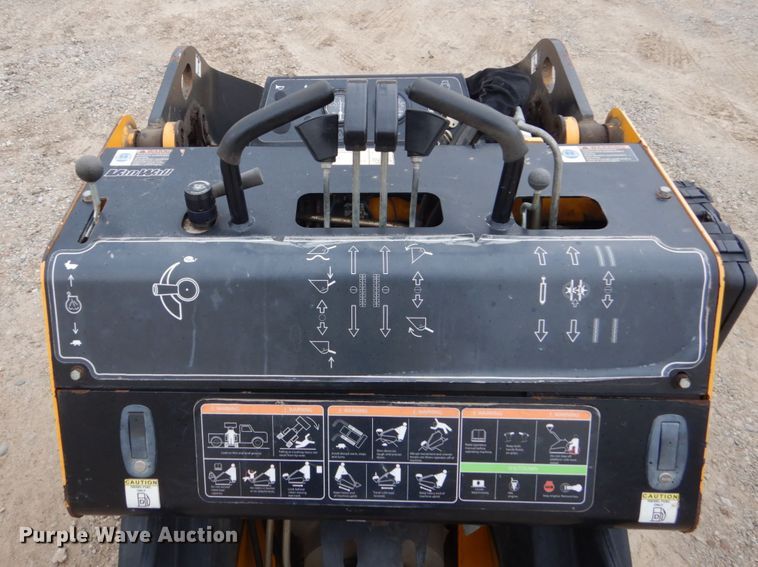 image for item FU9023 Boxer 532D compact utility loader