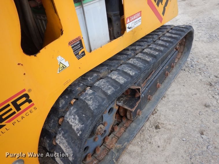 image for item FU9023 Boxer 532D compact utility loader